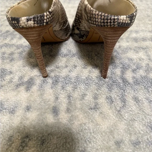 Dolce Vita Women's Snakeskin Mules - Black and Cream - Picture 5 of 7